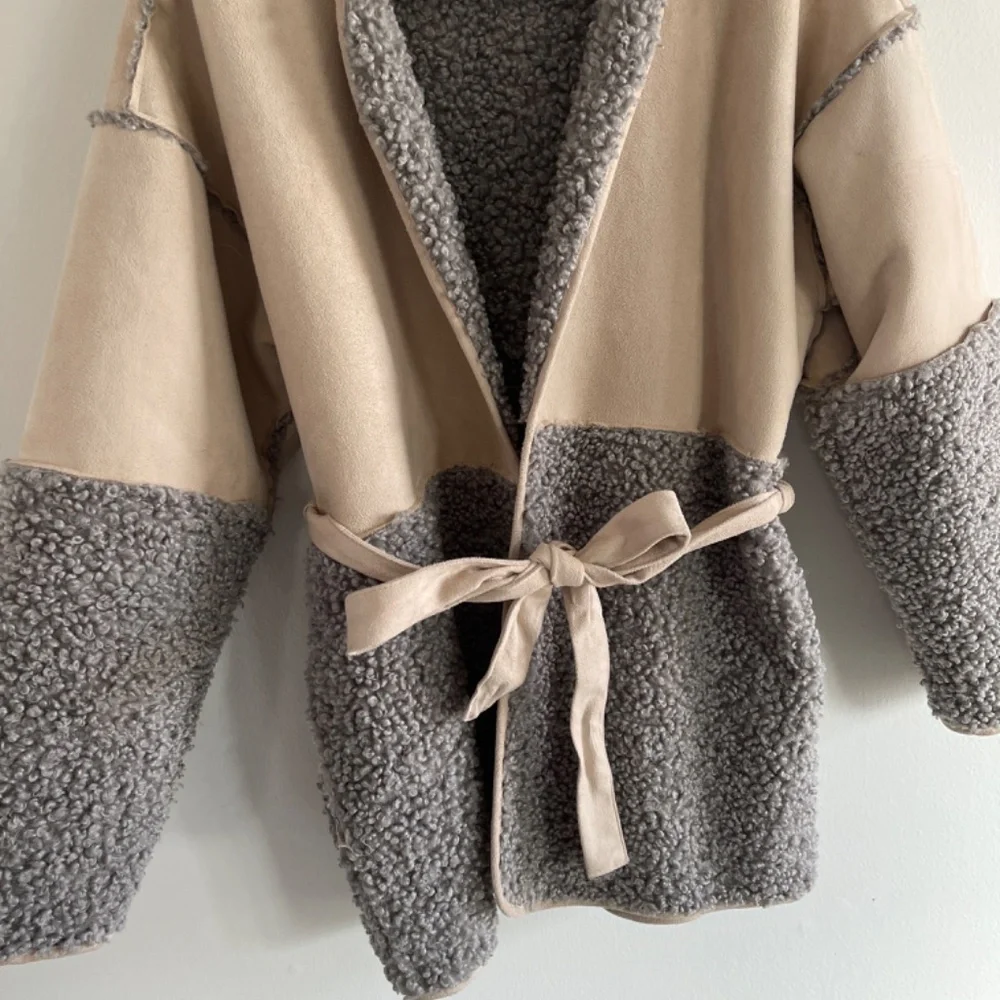 Jacket - Picture 3 of 3